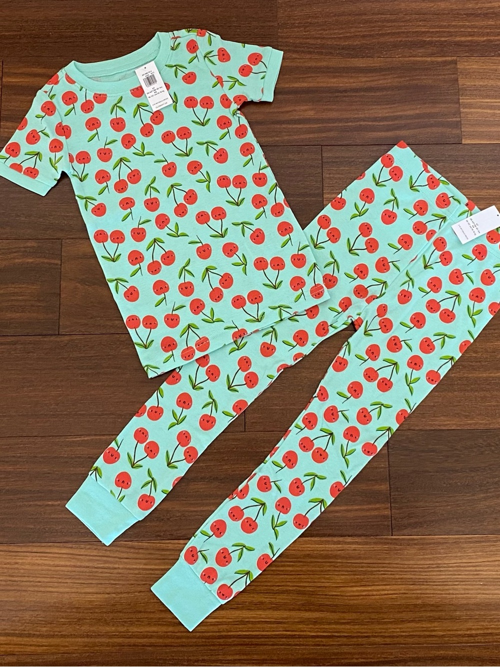 🔷2 for $22🔷 Old Navy Cherry Print Pajama Set